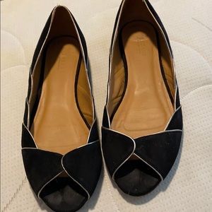 Sezane size 40 black w/gold trim open toe flats